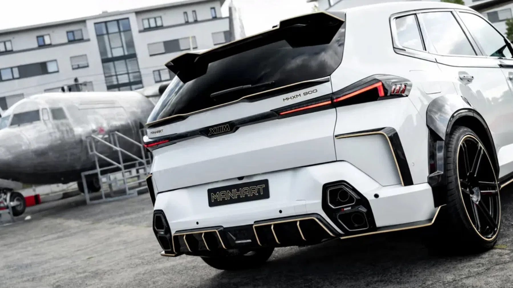 BMW xm manhart